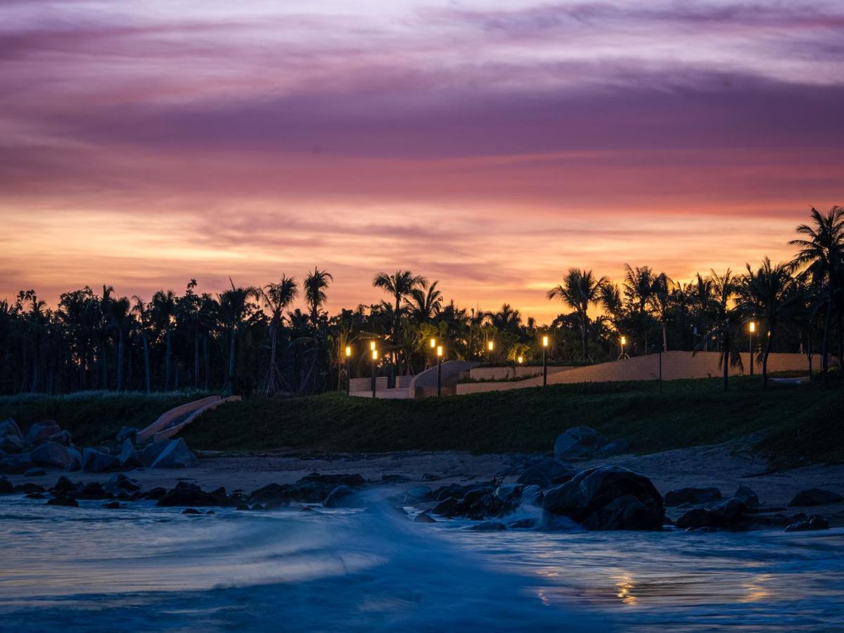 Hyatt Regency Sanya Tianli Bay Hotel Exterior photo